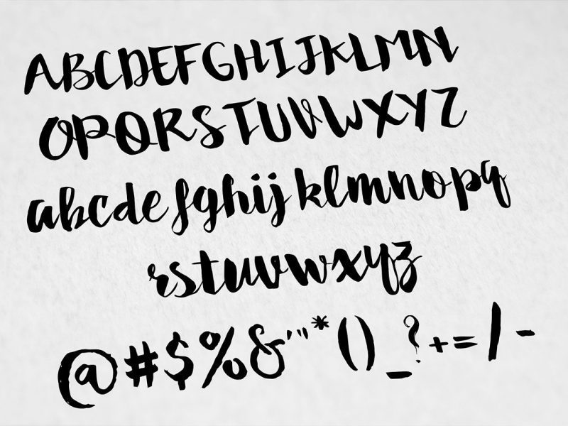 Dakota Script Font