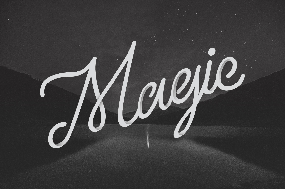 Larquette Script Font