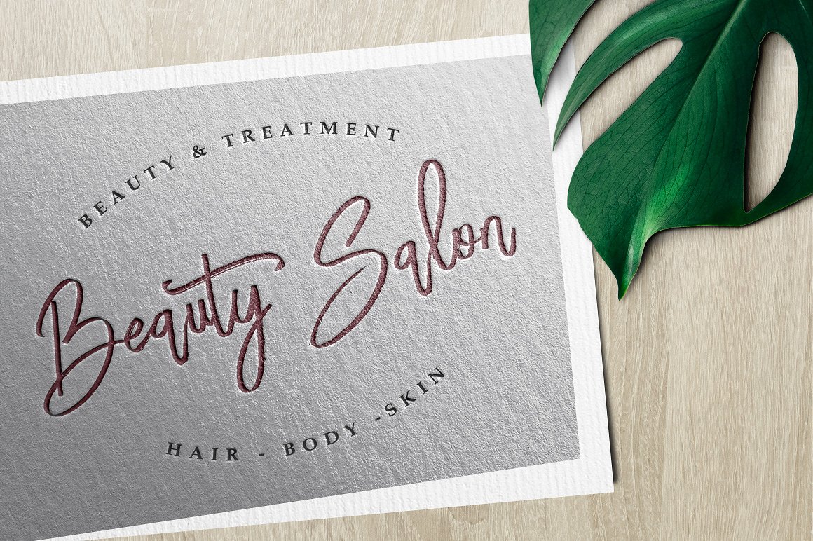 Bloomy Script Font