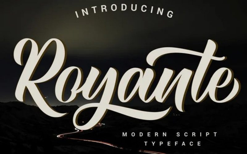 Royante Script Font