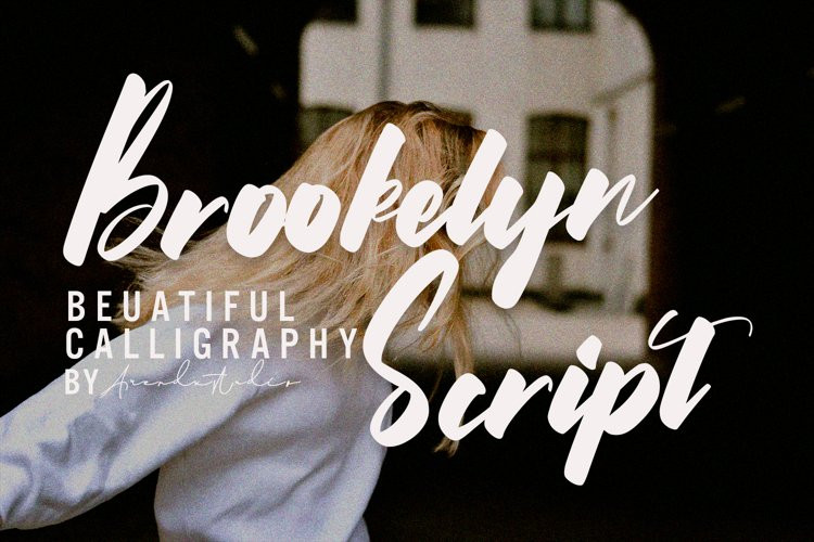 Brookelyn Brush Font