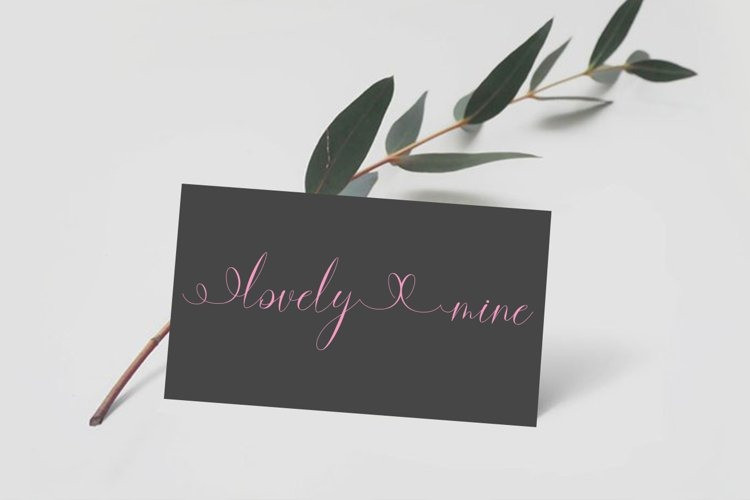 Marry Merry Calligraphy Font