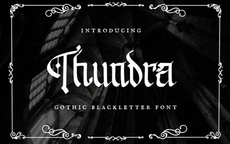 Thundra Display Font