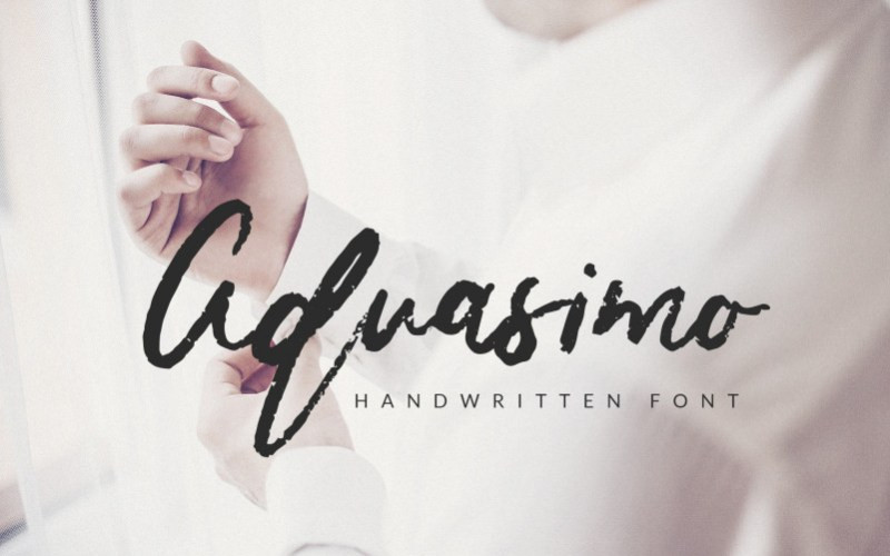 Aquasimo Brush Font