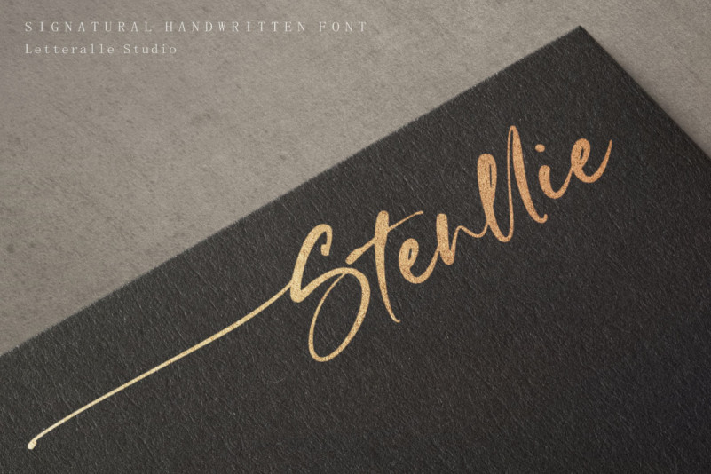 Signatural Script Font