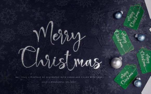 Holi Christmas Eve Calligraphy Font