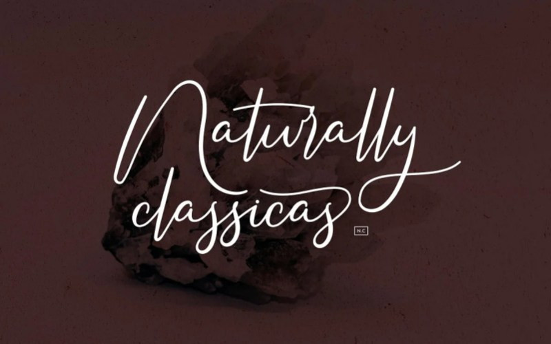 Americans Classy Calligraphy Font