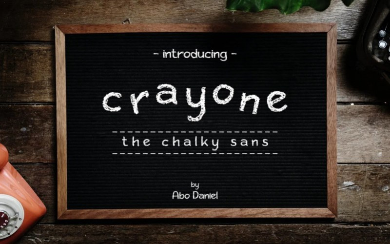 Crayone Display Font