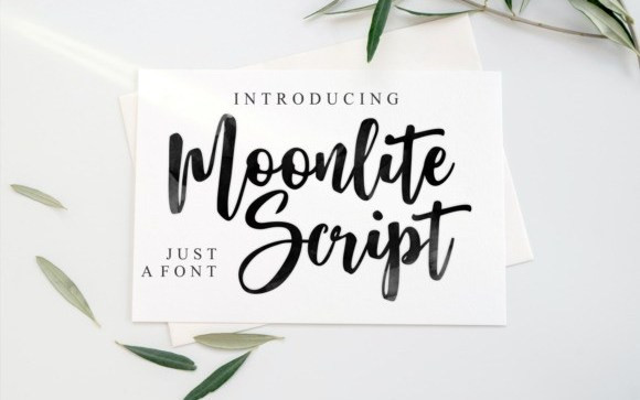 Moonlite Brush Font
