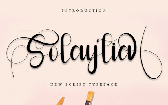 Solaytia Calligraphy Font