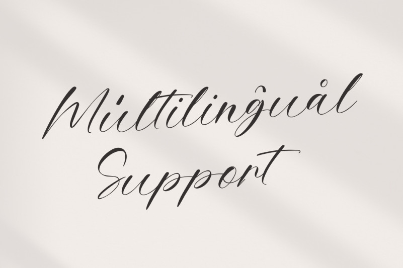 Royalina Handwritten Font