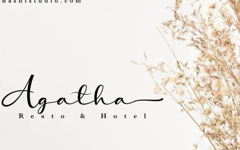 Ballencia Script Font