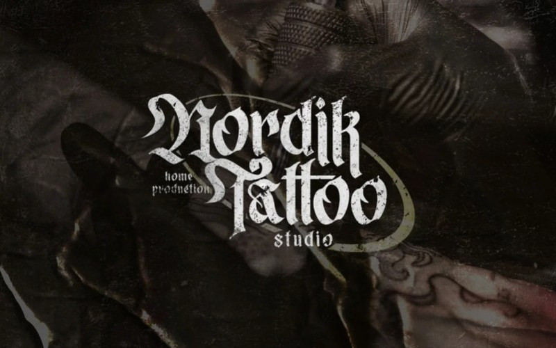 Mortal Claws Blackletter Font